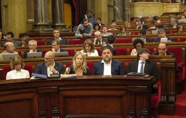 Puigdemont reta a cualquiera a decir qué marco legal ha "pisado" Borràs comprando urnas