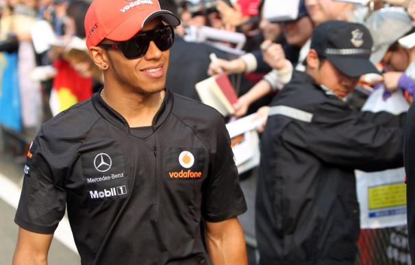 Hamilton cree que no hizo nada peligroso en el incidente con Alonso