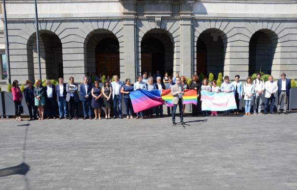 El Cabildo de Tenerife muestra su "más enérgico" rechazo al tiroteo en Orlando