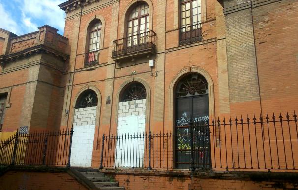 El antiguo colegio San Bernardo cumple tres años cerrado desde su desalojo pero figura en el presupuesto