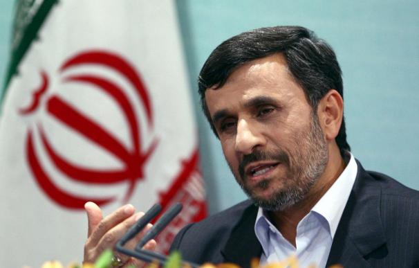 El presidente iraní vaticina que el petróleo superará los 150 dólares por barril