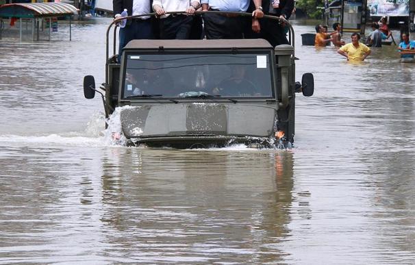 Se elevan a 51 los muertos por inundaciones y avalanchas en el sur de Tailandia