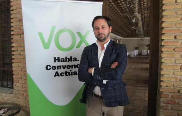 Santiago Abascal se presenta a las primarias para ser candidato de Vox a la Presidencia regional