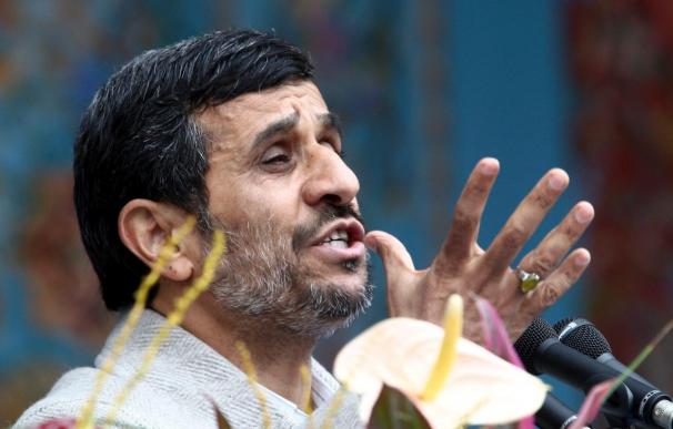Ahmadineyad dice que EEUU y Europa solo buscan "salvar a Israel y al capitalismo"