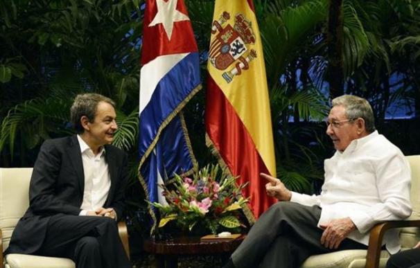 Zapatero y Raúl Castro durante su reunión en Cuba