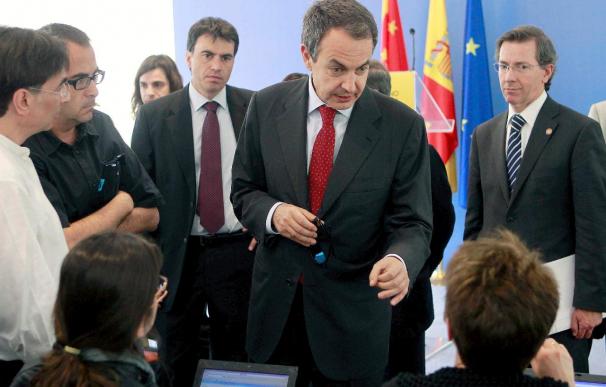 Zapatero rechaza la consulta catalana y destaca que sólo votó el 18 por ciento