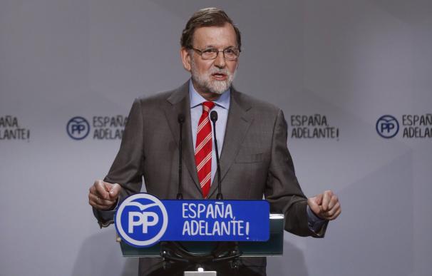Rajoy asegura que no habrá adelanto electoral y promete llamar a Sánchez