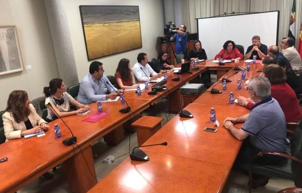 El nuevo Consejo Asesor Agrario de Extremadura celebra su primera reunión tras las elecciones al campo