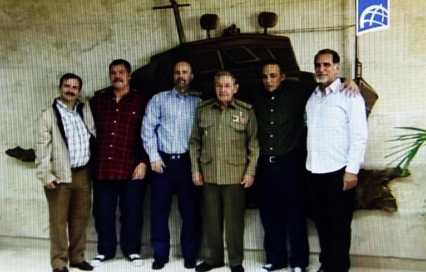 Raúl Castro recibió en La Habana a los tres agentes cubanos liberados en EEUU