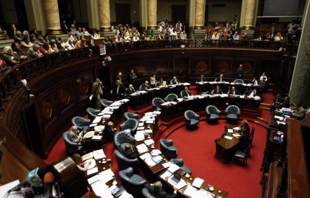 El Senado uruguayo invalida la ley que perdonó los crímenes de la dictadura