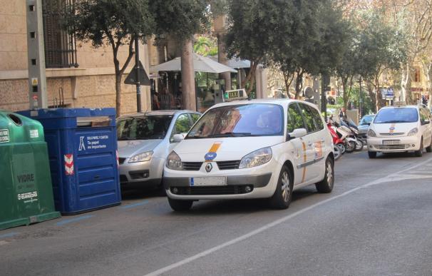 Representantes de los taxistas de Baleares se trasladan este martes a Madrid para unirse a las reivindicaciones