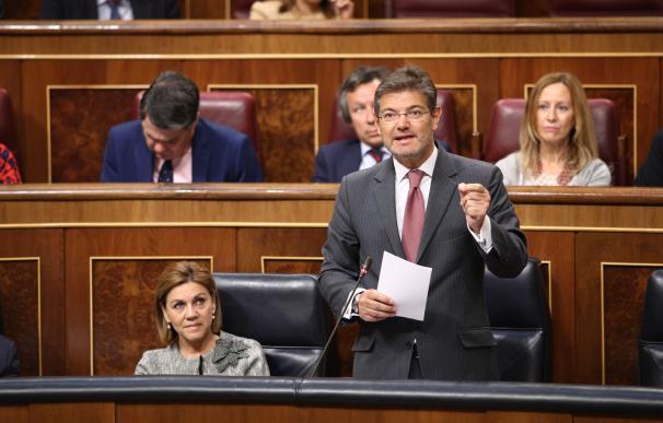 Catalá niega "compadreo" con Ignacio González y recuerda al PSOE que ya está en prisión