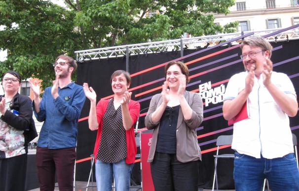 Domènech (EnComúPodem) insta a enviar una carta a Rajoy en las urnas que diga "bye bye señor Rajoy"