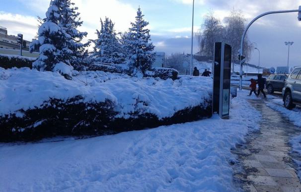 Los barrios conquenses de Tiradores y Pozo de las Nieves los más afectados por la nieve