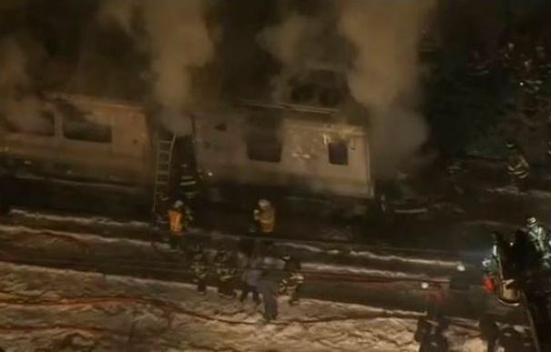 Siete muertos tras arrollar un tren a un automóvil en el estado de Nueva York