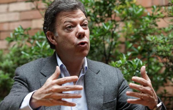 Santos invita a España a invertir más en Colombia para mitigar la crisis