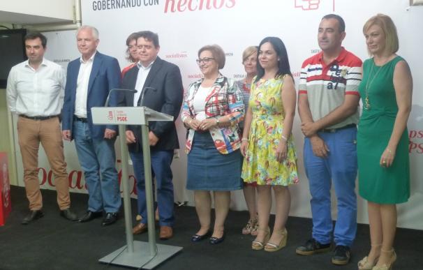 PSOE Toledo arrancará la campaña con la tradicional pegada de carteles en su sede de Santa María la Blanca