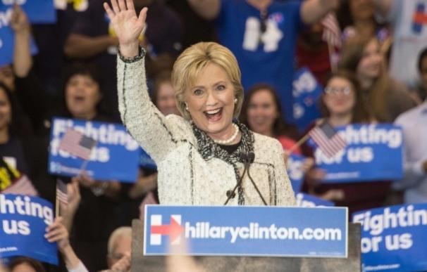 Clinton se consolida como candidata demócrata tras ganar en California