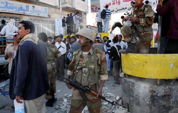 La UE urge al presidente yemení a ordenar el cese de la violencia e iniciar la transición