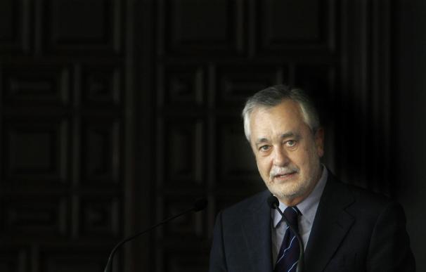 Griñán pide al nuevo consejero el desarrollo de las leyes locales y de las Ciudades de la Justicia