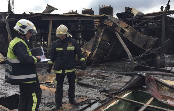 La Guardia Civil sigue investigando las causas que provocaron la explosión del incendio de la nave de Arganda