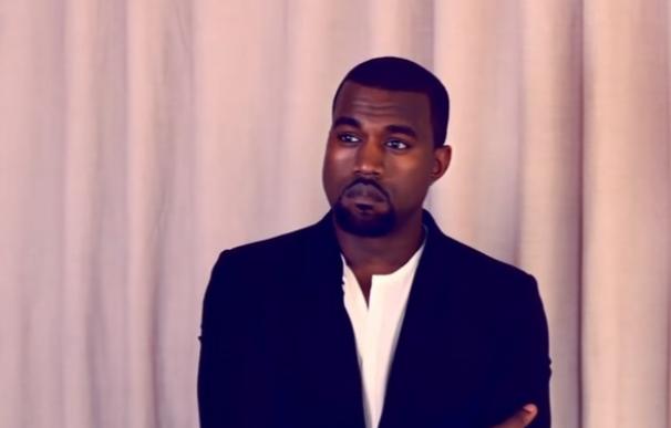 Kanye West la lía convocando por redes un concierto sorpresa que fue cancelado por el comportamiento de los fans