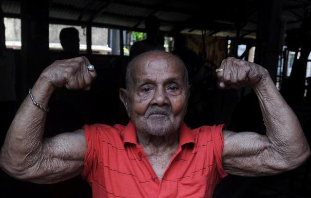 Muere Manohar Aich, el "Hércules de bolsillo" indio a los 104 años