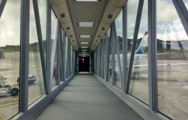 Destinan 4,8 millones de euros a renovar las pasarelas de embarque del Aeropuerto Tenerife Norte