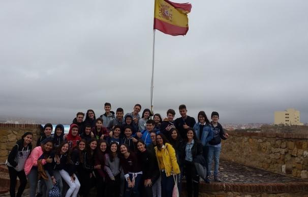 Alumnos de Melilla visitan el Centro de Historia y Cultura Militar para que conozcan la historia militar de España