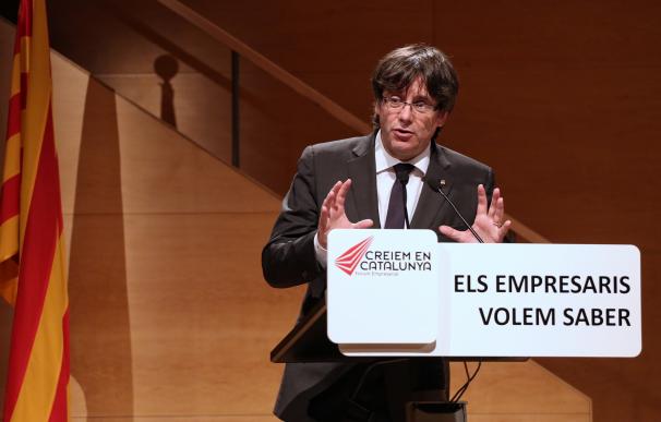 Puigdemont lanza este lunes en Madrid su oferta final a Rajoy para negociar el referéndum