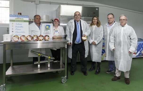 'Helados de granja Las Nieves', primera heladería ecológica de Cantabria