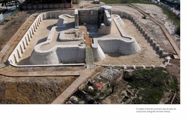 El Ayuntamiento organiza talleres de arqueología en el barrio de barajas para escolares de la ESO