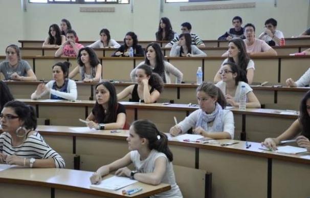 Un total de 11.191 alumnos se matriculan para la selectividad en Galicia, que comenzará este miércoles