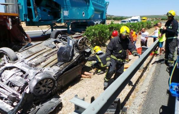 Fallecen cuatro personas en las carreteras andaluzas durante este fin de semana