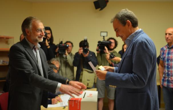 Rodriguez Zapatero confía en la victoria de Susana Díaz al entender que es "la mejor opción"