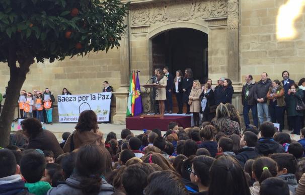 Escolares de diez centros de Baeza participan en el acto provincial del Día de la Paz y No Violencia