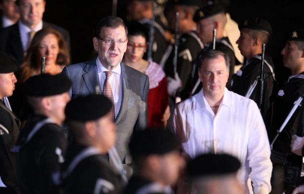 Rajoy achaca las tirantes relaciones con el Gobierno de Venezuela a que a él le gusta la democracia