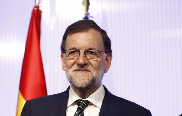 El PP lanza un vídeo presumiendo de la bajada "histórica" del paro con Rajoy frente a lo que pasó con el PSOE
