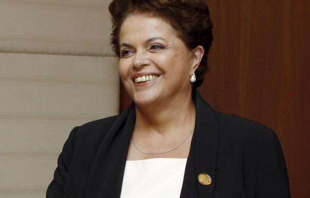 Dilma Rousseff muestra las ventajas de invertir en Brasil en el "Davos asiático"