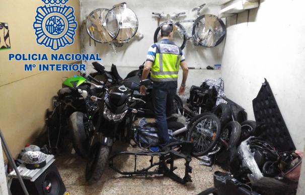 Desarticulado un grupo acusado de robar motos de gran cilindrada y venderlas por piezas fuera de España
