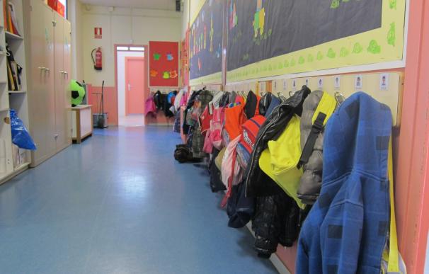 Multa pionera a dos familias de Girona por absentismo escolar de sus hijos