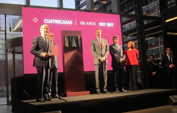 Felipe VI conmemora el centenario del bufete Cuatrecasas en su nueva sede