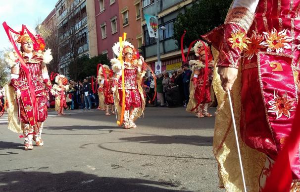 Cruz Roja realiza 47 intervenciones en el Desfile de Comparsas del Carnaval de Badajoz