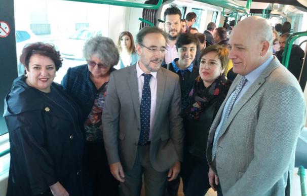 El metro circula por el recorrido completo de 16 kilómetros entre Albolote y Armilla