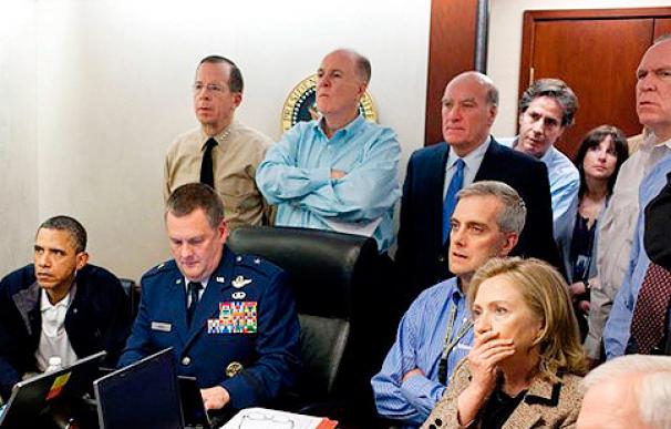 Obama y su gabinete sigue la caza a Osama Bin Laden