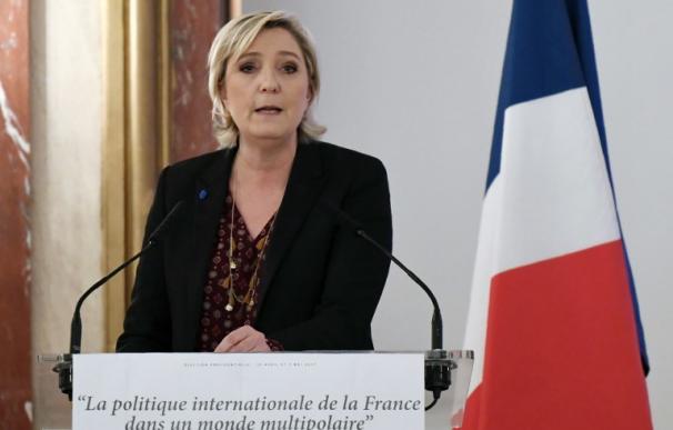Le Pen se niega a comparecer ante la Policía Judicial hasta que pasen las elecciones
