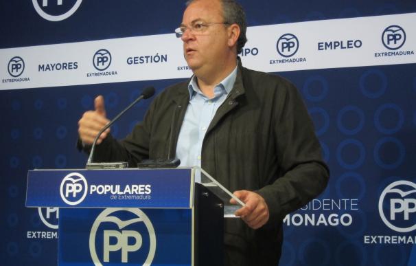 Monago presenta su precandidatura a la reelección como presidente del PP extremadura con 1.018 avales