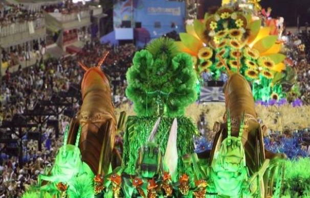 La crisis ha impactado en el carnaval de Río.
