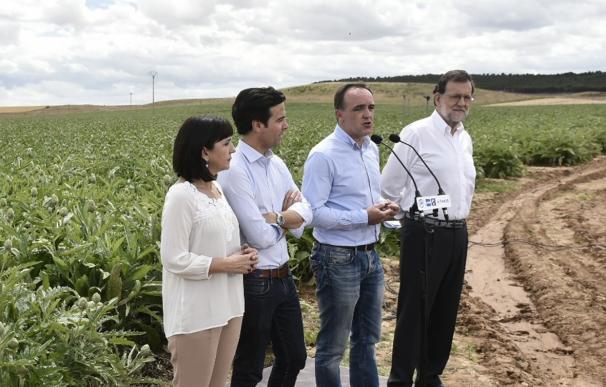 Rajoy defiende las diputaciones provinciales, que "no tienen déficit" y "atienden al mundo rural"