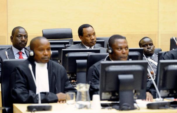 Sospechosos kenianos se quejan de no haber recibido detalles sobre los cargos